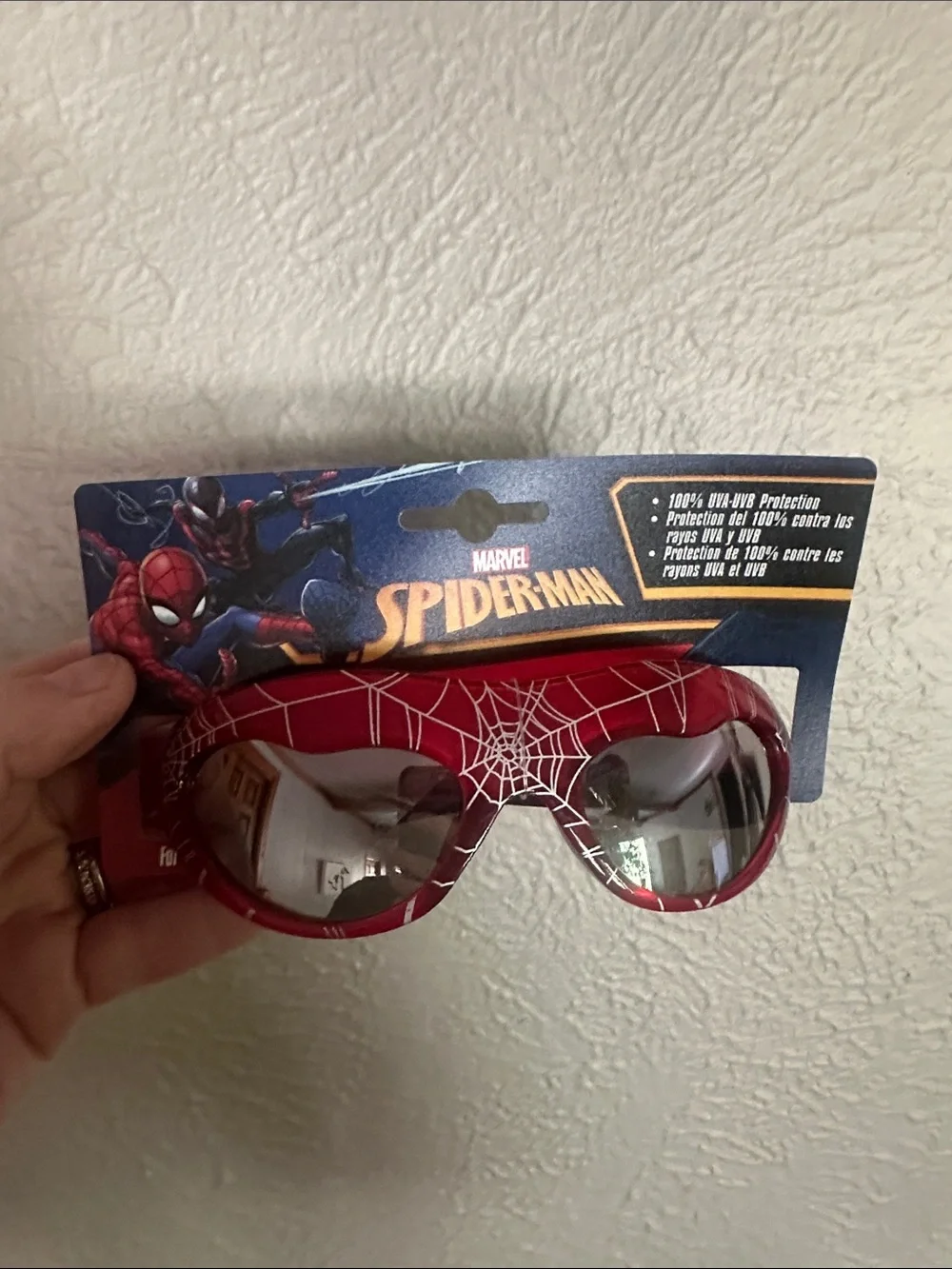 New Marvel Spider-Man Kids Sunglasses in Red, White and Silver